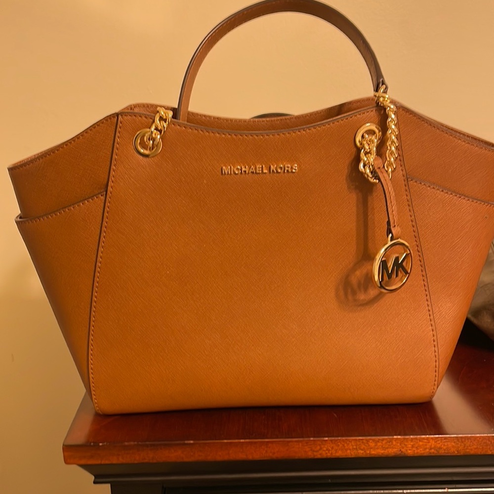 New never used Michael Kors